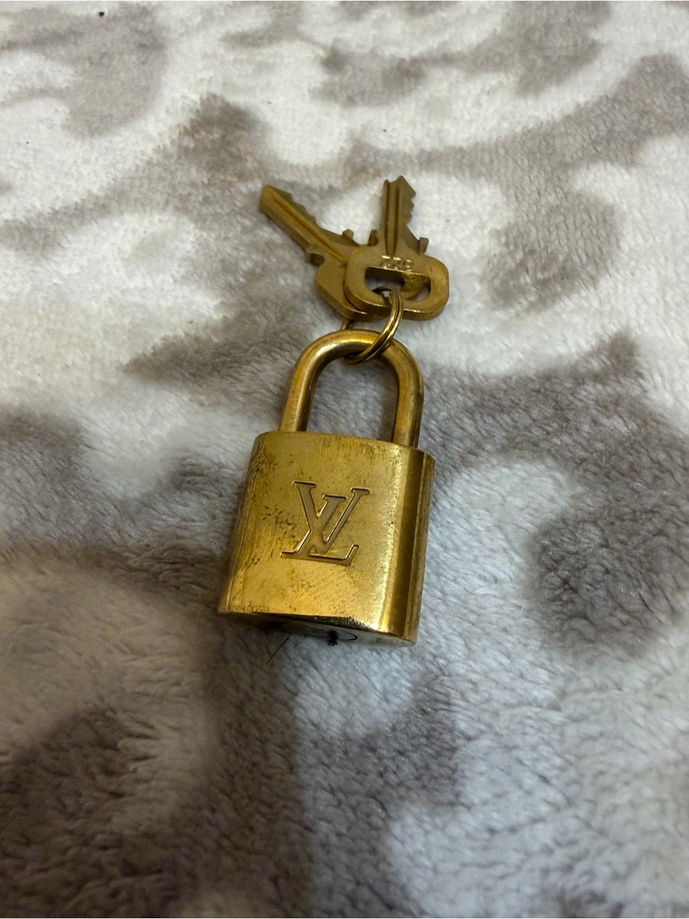 Authentic Louis Vuitton Vintage Solid Brass Padlock & 2 Matching Keys Set #322